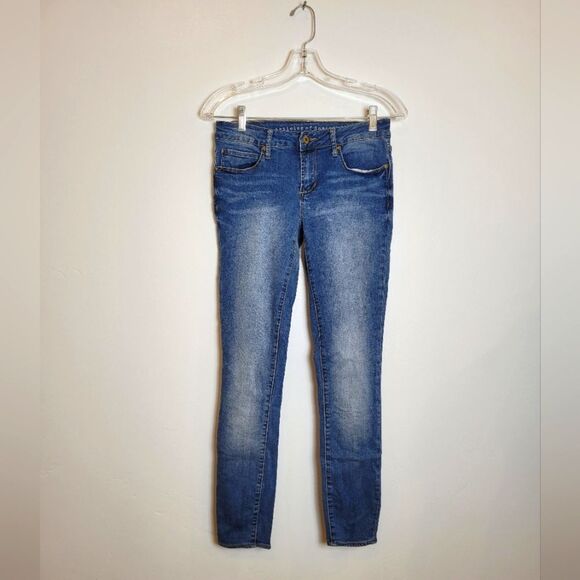 Articles of Society Jeans Tapered Leg Blue Jean Acid Wash Medium Low Rise Size 4 - Picture 1 of 8